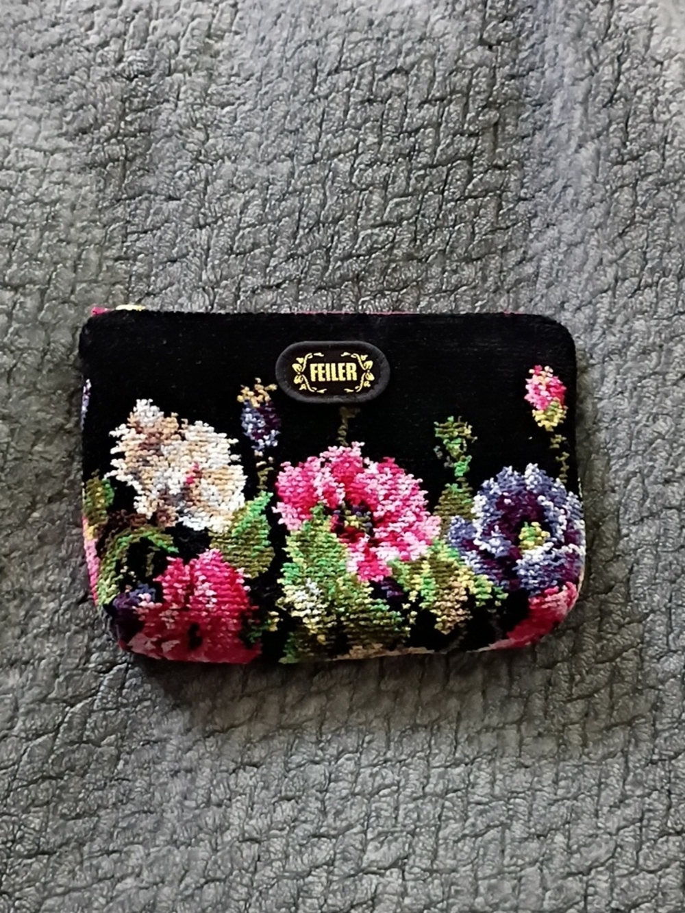 Feiler Pouch